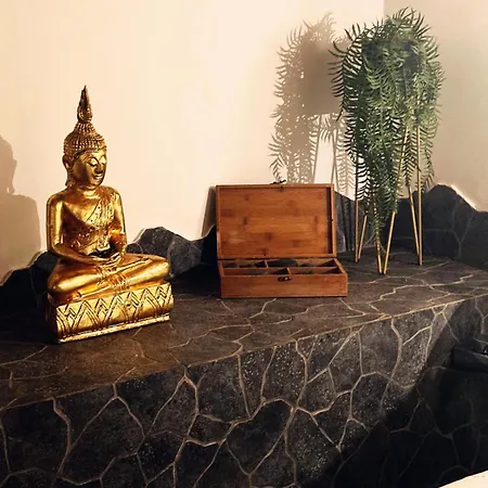 Kwatera prywatna Nuriahboutique *